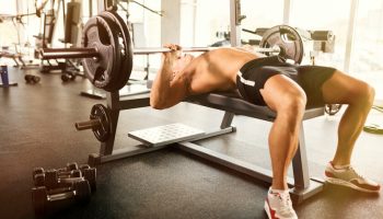 ¿Cuánto es un buen press de banca?